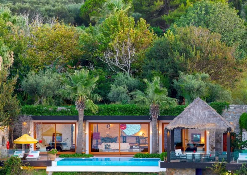 Royal Infinity Villa_World-Class-Villas_srgb-1400pixels-NOV2025_1400pixels