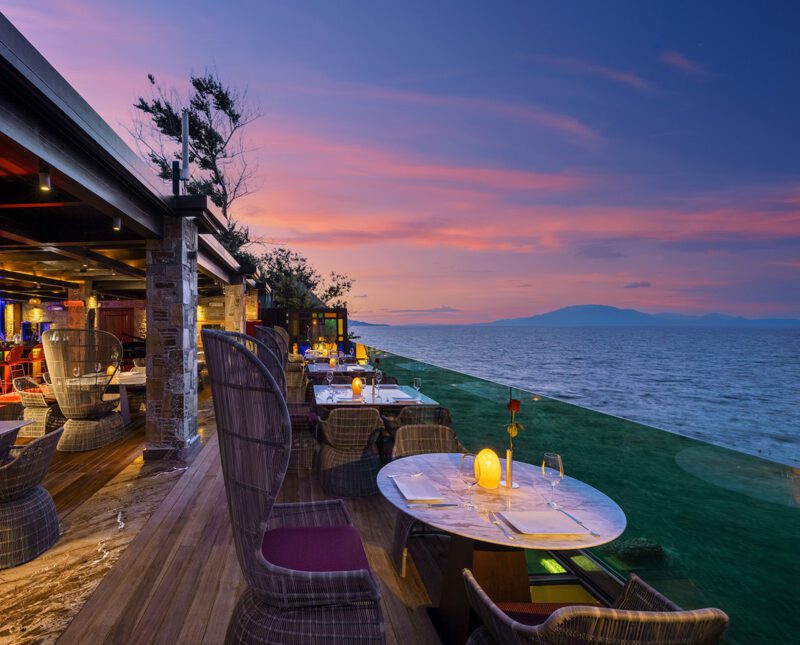CLUB_HOUSE_RESTAURANT_1400px